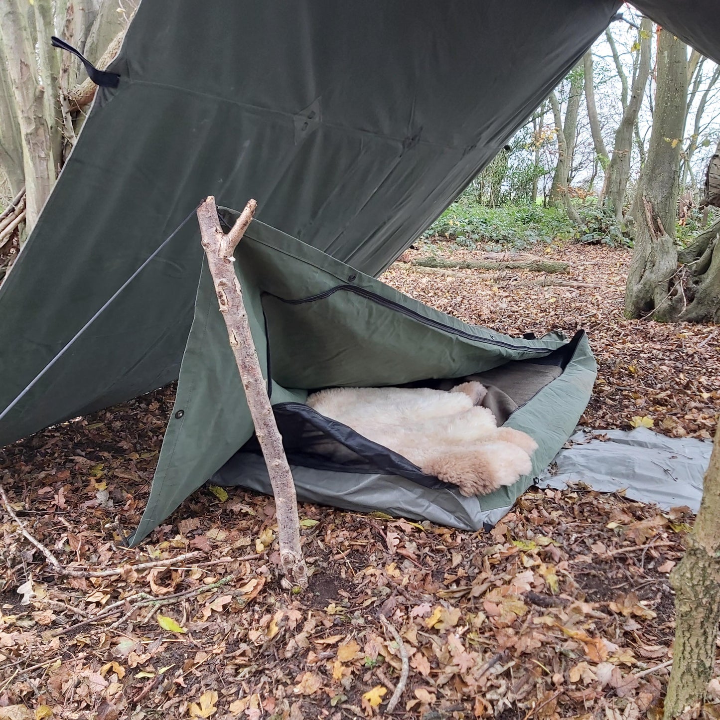 Hobart Canvas Swag 900