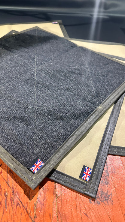 Sit / Kneeling / Table Mat With Heat Resistant Material