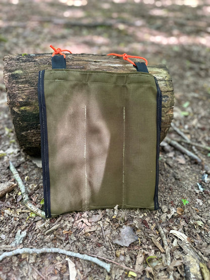 Tool Shoulder Bag for storing and carrying the essentials for Bushcaft